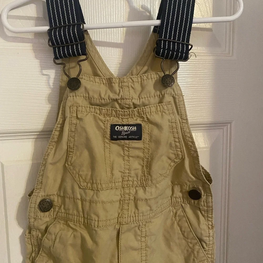 Oshkosh B’Gosh Khaki Shortalls
